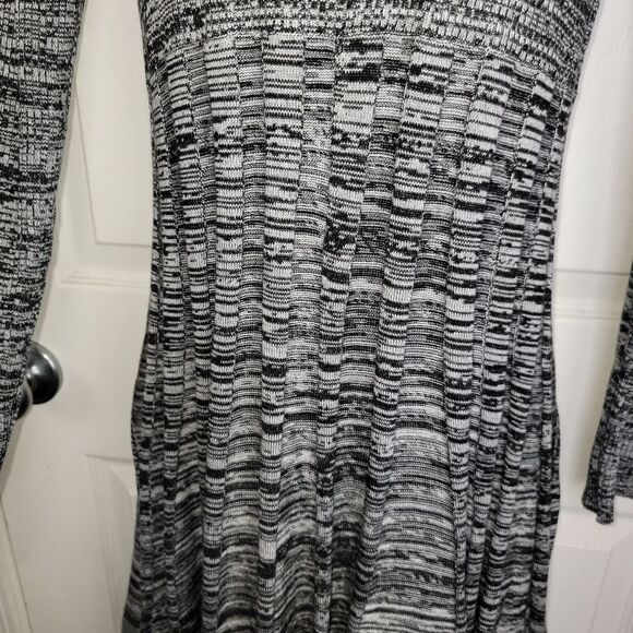 Calvin Klein ribbed cowl neck sweater dress size Small - Picture 5 of 7